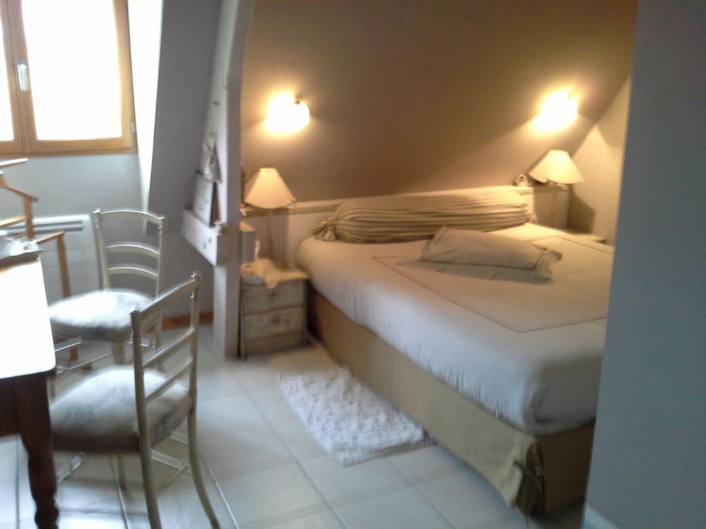 Chambres d'Hôtes Au Temps Des Cerises Jumièges Extérieur photo